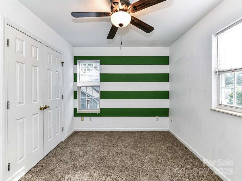 6027 Edinmeadow Lane, Charlotte, NC 28269.  MLS# CAR4284347, YatesRealty ID 8297. 