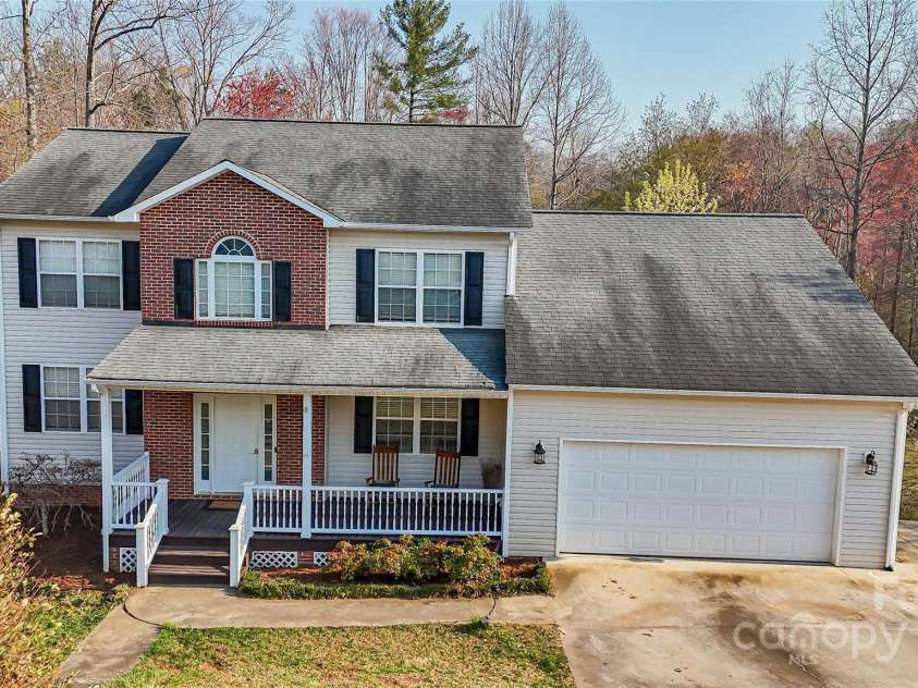 200 Winding Creek Drive, Morganton, NC 28655.  MLS# CAR4232037, YatesRealty ID 8298. 