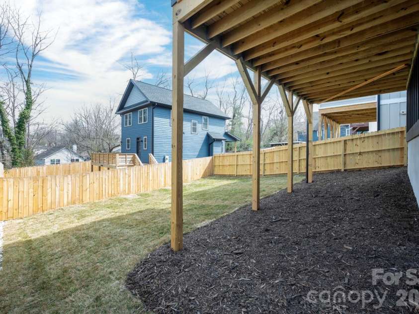 69 Vandalia Avenue, Asheville, NC 28806.  MLS# CAR4351199, YatesRealty ID 8298. Covered Back Yard Area and Crawl Space Access