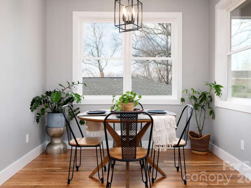 69 Vandalia Avenue, Asheville, NC 28806.  MLS# CAR4351199, YatesRealty ID 8298. Large Windows Bring the Outdoors Inside