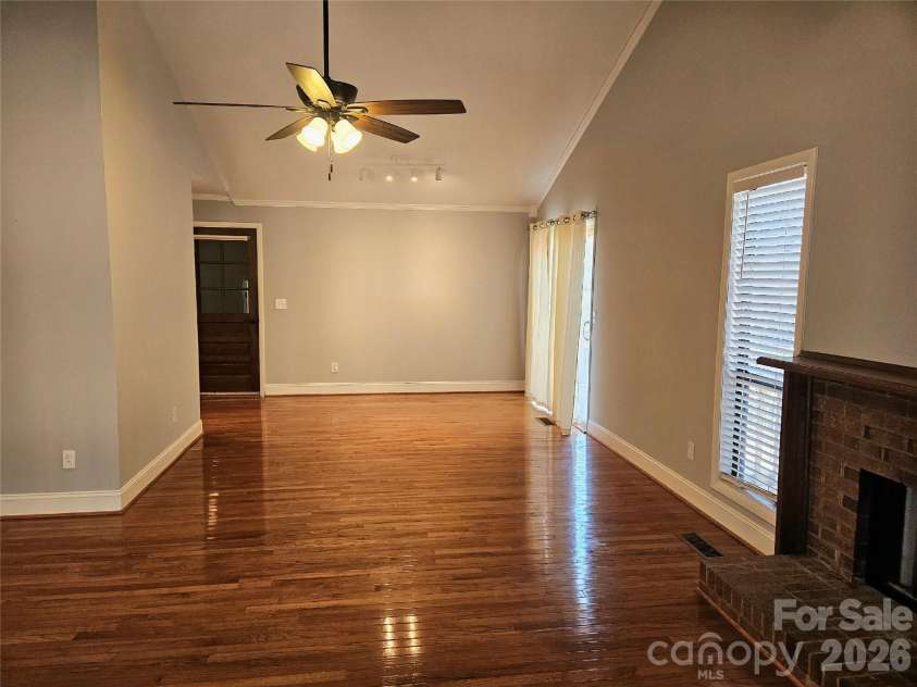 506 Settlement Drive, Midland, NC 28107.  MLS# CAR4335976, YatesRealty ID 8299. 