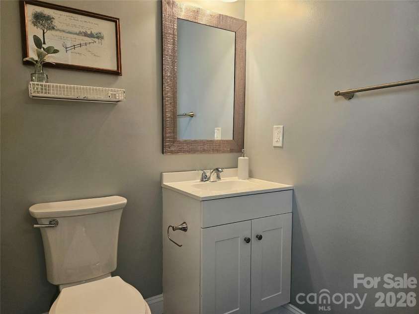 506 Settlement Drive, Midland, NC 28107.  MLS# CAR4335976, YatesRealty ID 8299. 