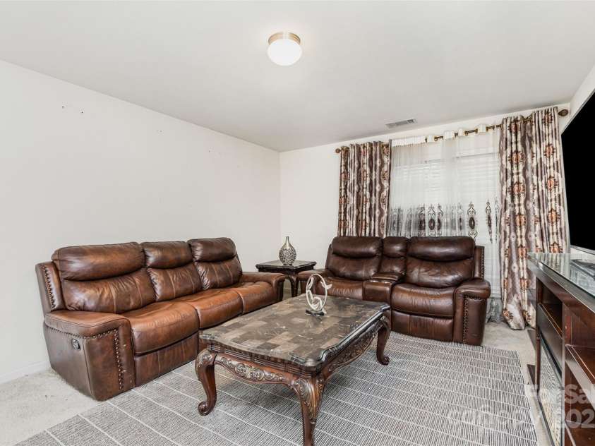 1029 Sundance Drive, Gastonia, NC 28054.  MLS# CAR4303108, YatesRealty ID 83. 