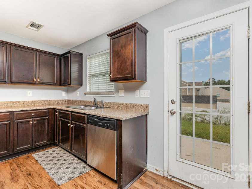 1029 Sundance Drive, Gastonia, NC 28054.  MLS# CAR4303108, YatesRealty ID 83. 