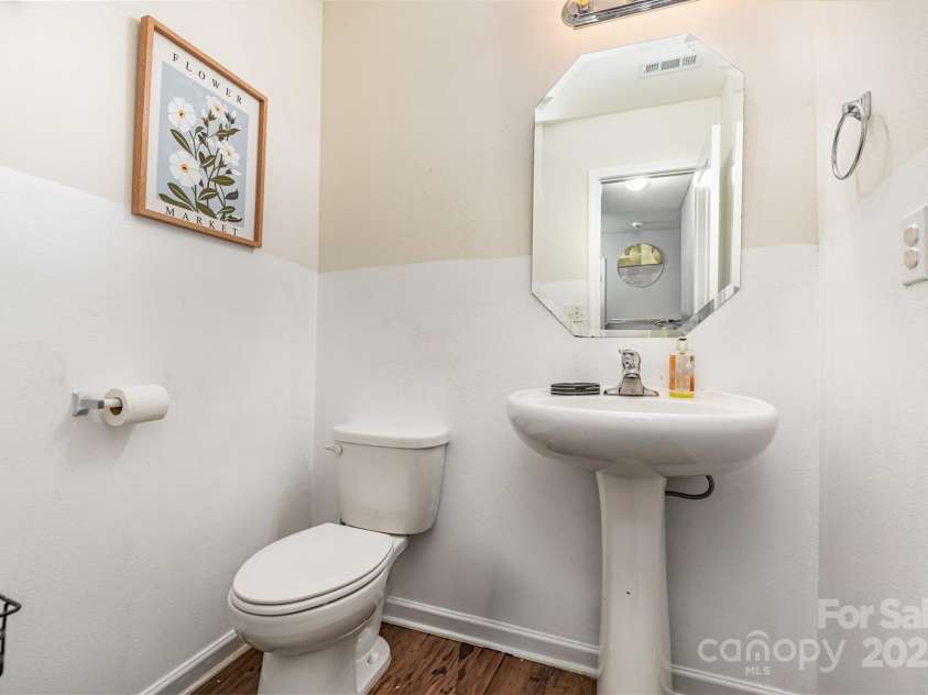 1029 Sundance Drive, Gastonia, NC 28054.  MLS# CAR4303108, YatesRealty ID 83. 