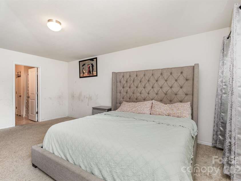 1029 Sundance Drive, Gastonia, NC 28054.  MLS# CAR4303108, YatesRealty ID 83. 