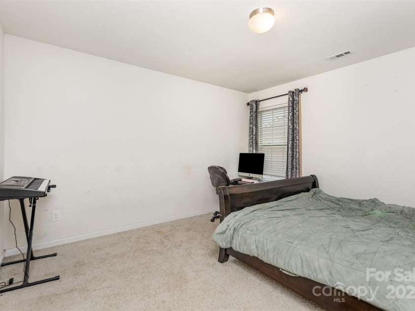 1029 Sundance Drive, Gastonia, NC 28054.  MLS# CAR4303108, YatesRealty ID 83. 