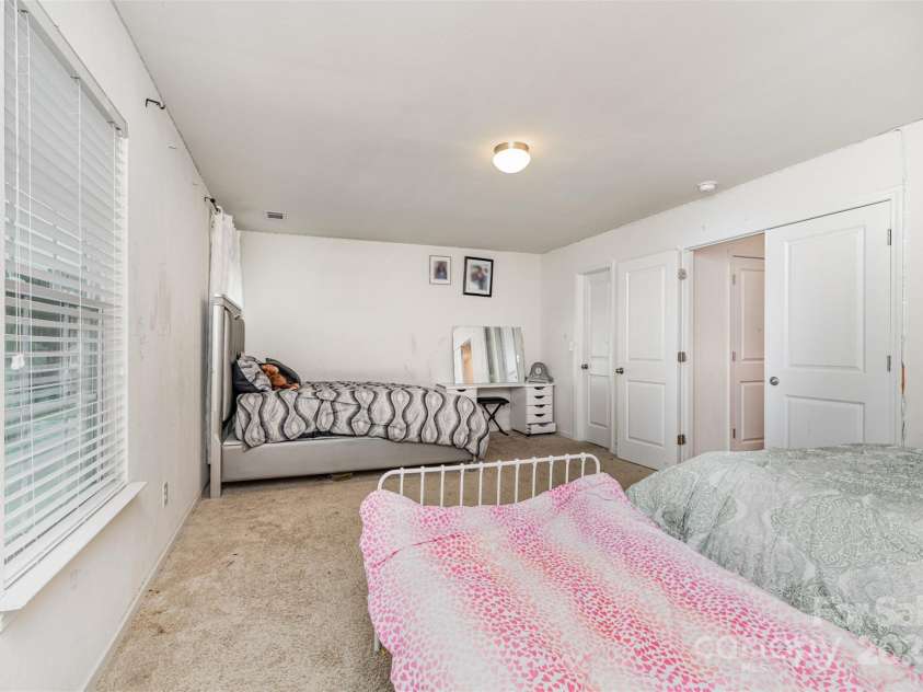 1029 Sundance Drive, Gastonia, NC 28054.  MLS# CAR4303108, YatesRealty ID 83. 