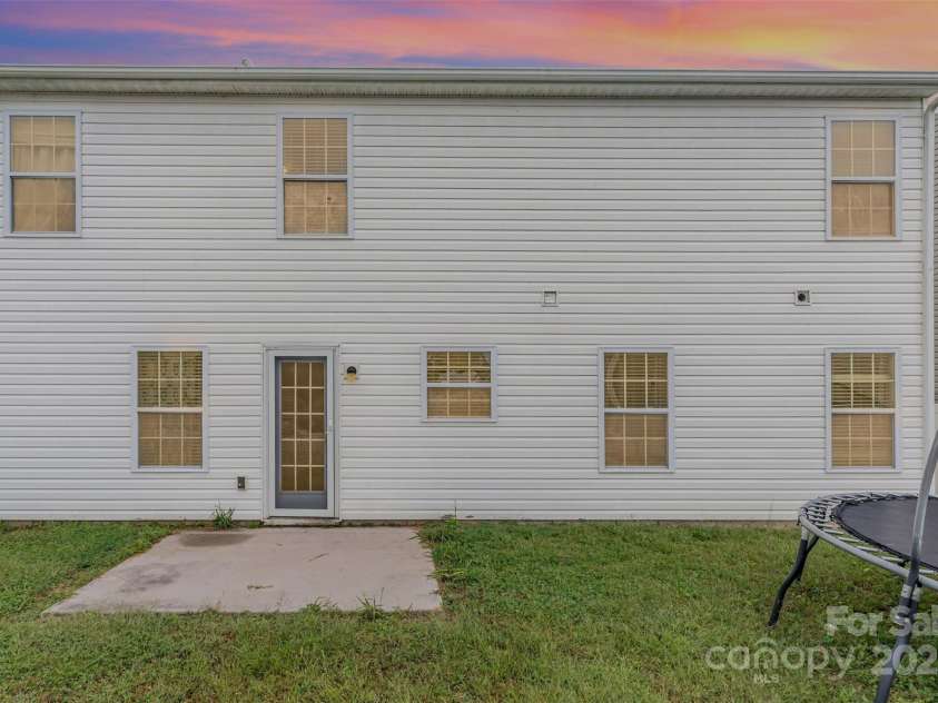 1029 Sundance Drive, Gastonia, NC 28054.  MLS# CAR4303108, YatesRealty ID 83. 