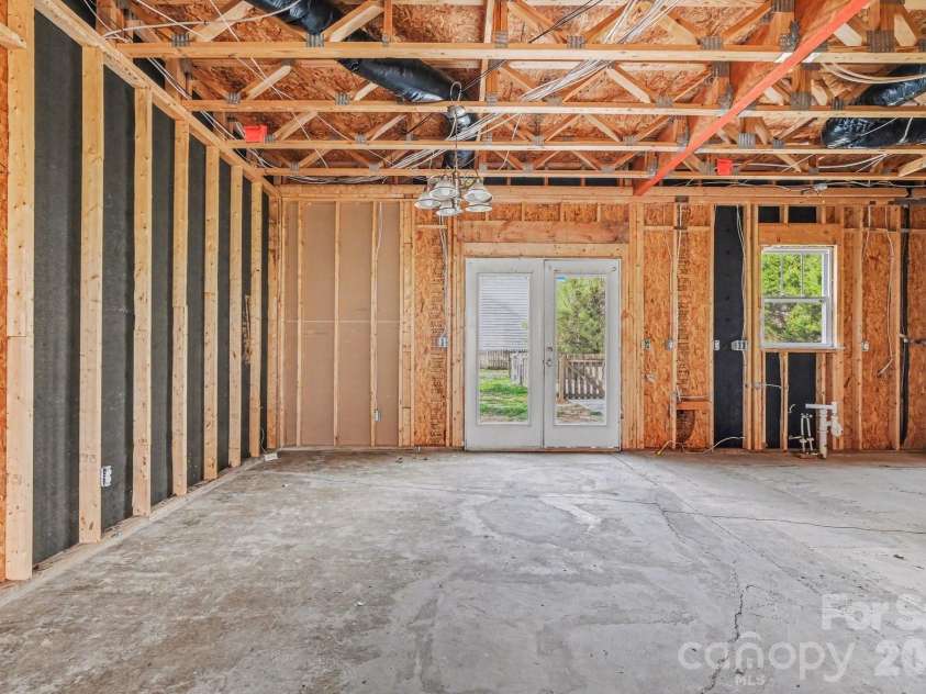4008 Wilgrove Way Drive, Charlotte, NC 28213.  MLS# CAR4355003, YatesRealty ID 8301. 
