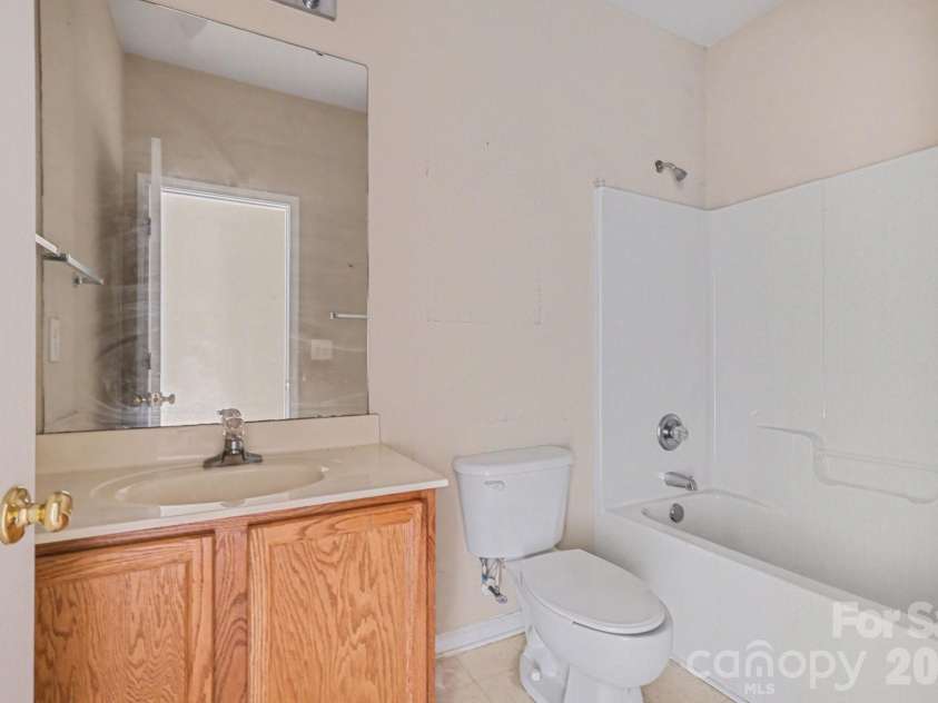 4008 Wilgrove Way Drive, Charlotte, NC 28213.  MLS# CAR4355003, YatesRealty ID 8301. 