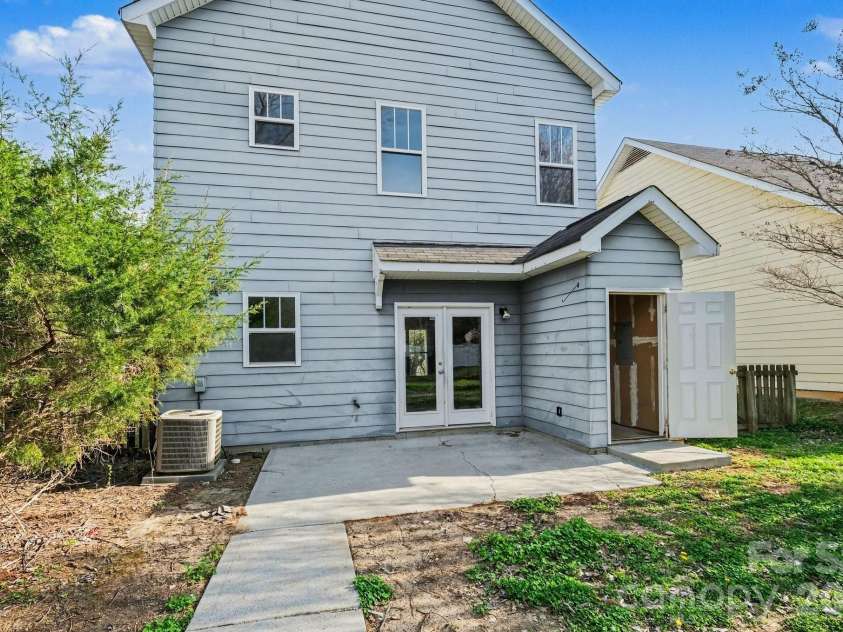 4008 Wilgrove Way Drive, Charlotte, NC 28213.  MLS# CAR4355003, YatesRealty ID 8301. 