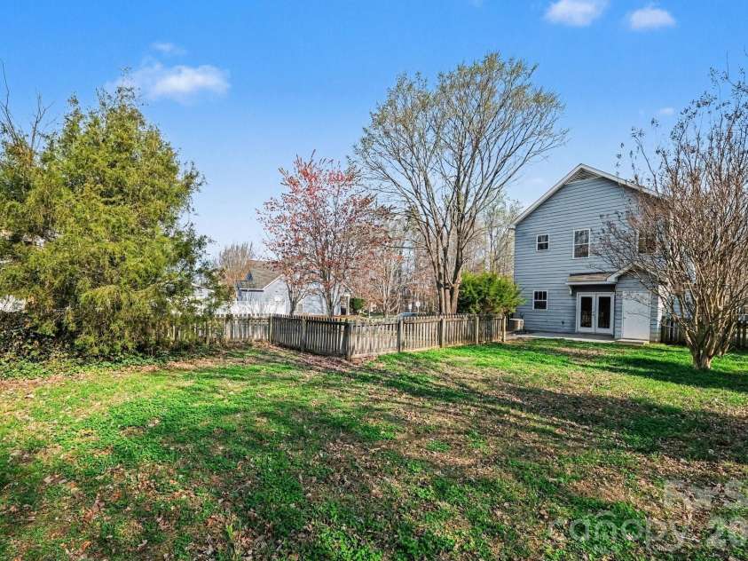 4008 Wilgrove Way Drive, Charlotte, NC 28213.  MLS# CAR4355003, YatesRealty ID 8301. 