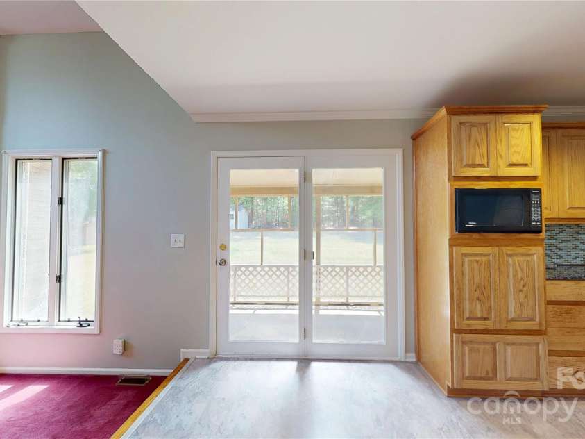 611 Stowe Road, Clover, SC 29710.  MLS# CAR4249754, YatesRealty ID 8302. 