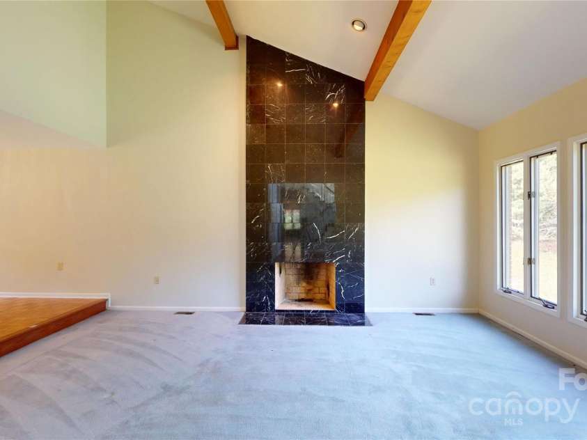 611 Stowe Road, Clover, SC 29710.  MLS# CAR4249754, YatesRealty ID 8302. Den