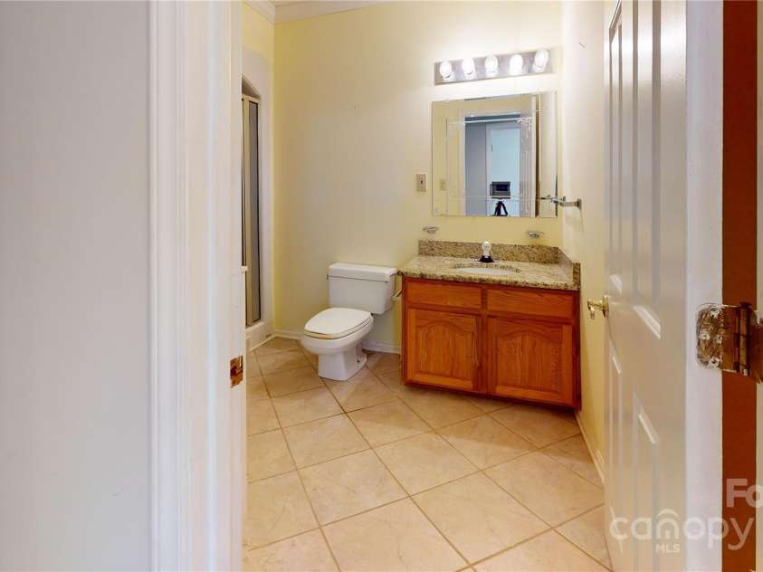 611 Stowe Road, Clover, SC 29710.  MLS# CAR4249754, YatesRealty ID 8302. Full Hall Bath Upstairs