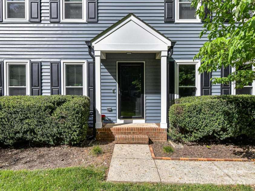 104 Aurora Lane, Huntersville, NC 28078.  MLS# CAR4248612, YatesRealty ID 8304. 