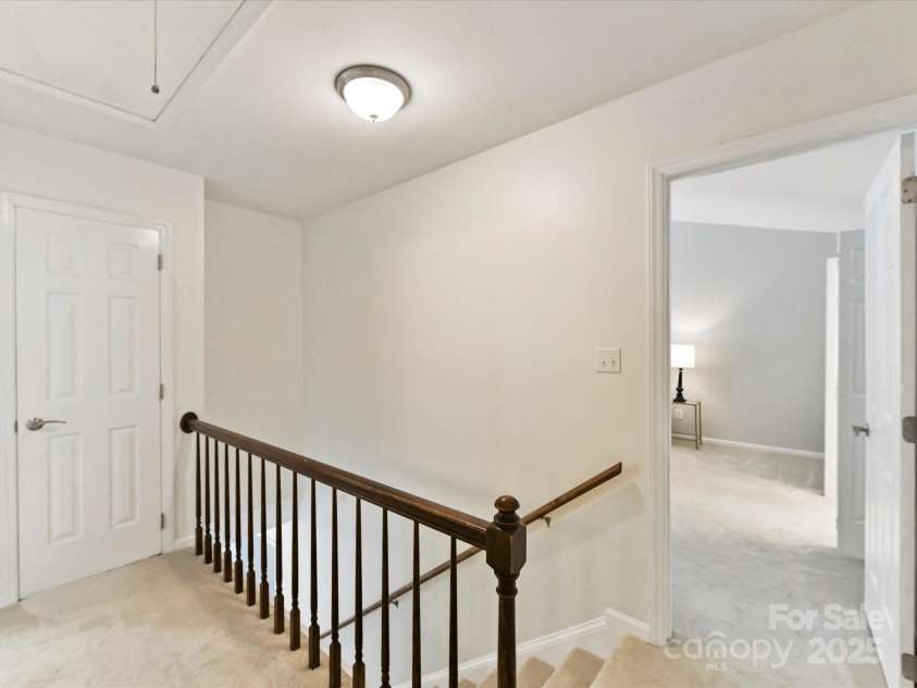 104 Aurora Lane, Huntersville, NC 28078.  MLS# CAR4248612, YatesRealty ID 8304. 