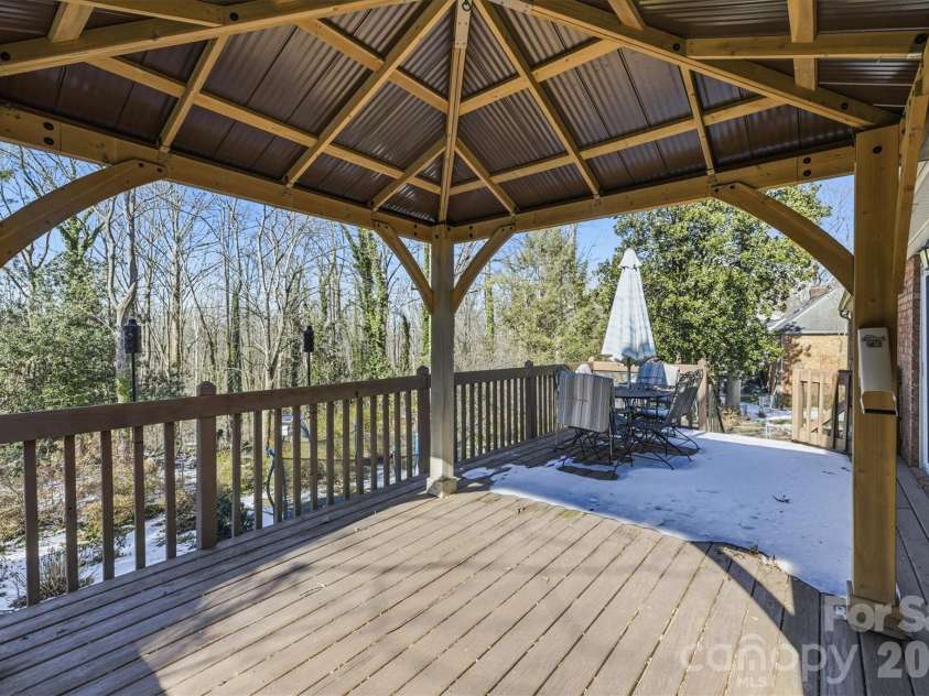 136 Mimosa Hills Drive, Morganton, NC 28655.  MLS# CAR4400765, YatesRealty ID 8304. 
