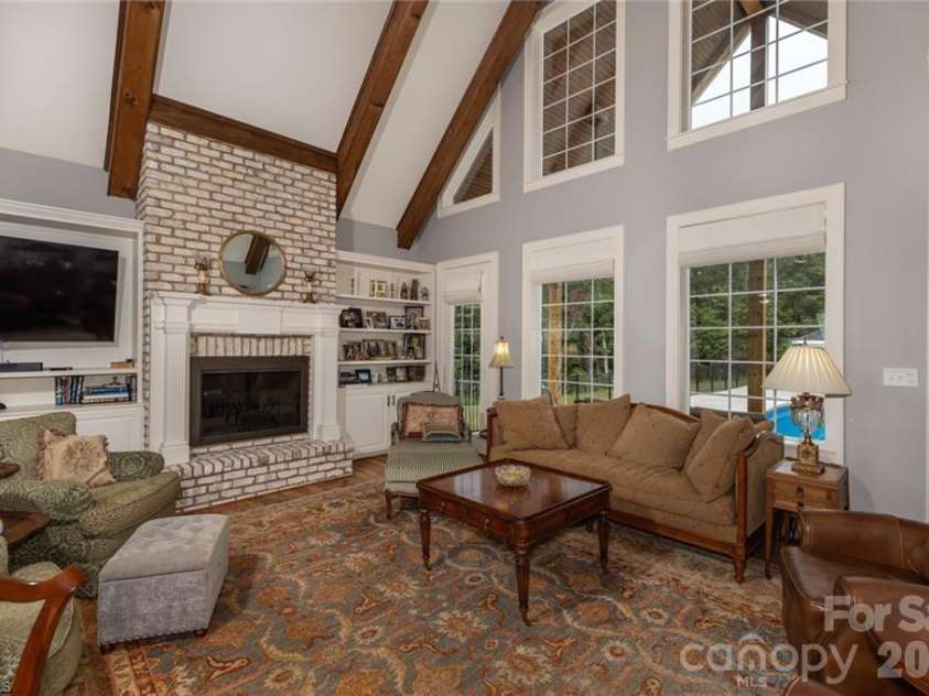 204 Violet Ridge, Lowgap, NC 27024.  MLS# CAR4335241, YatesRealty ID 8305. 