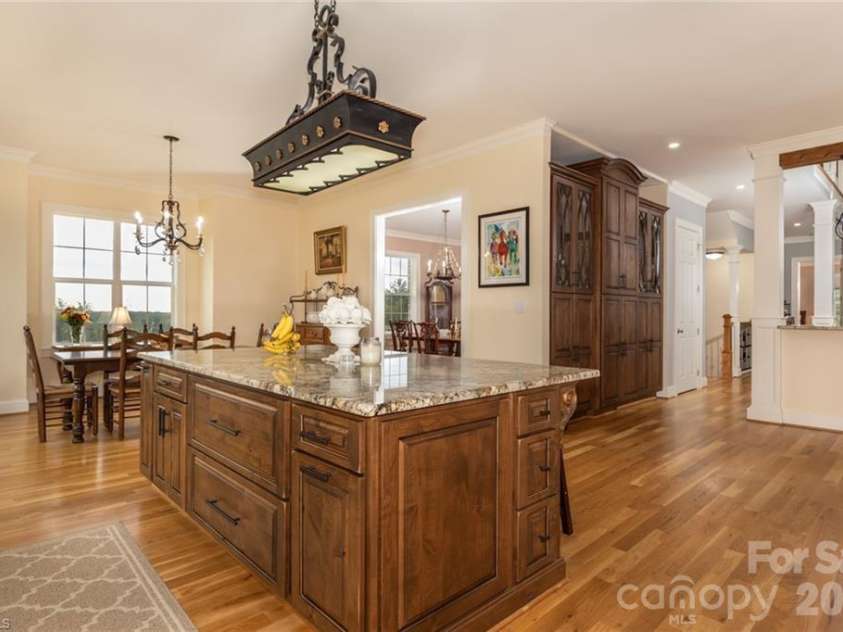 204 Violet Ridge, Lowgap, NC 27024.  MLS# CAR4335241, YatesRealty ID 8305. 