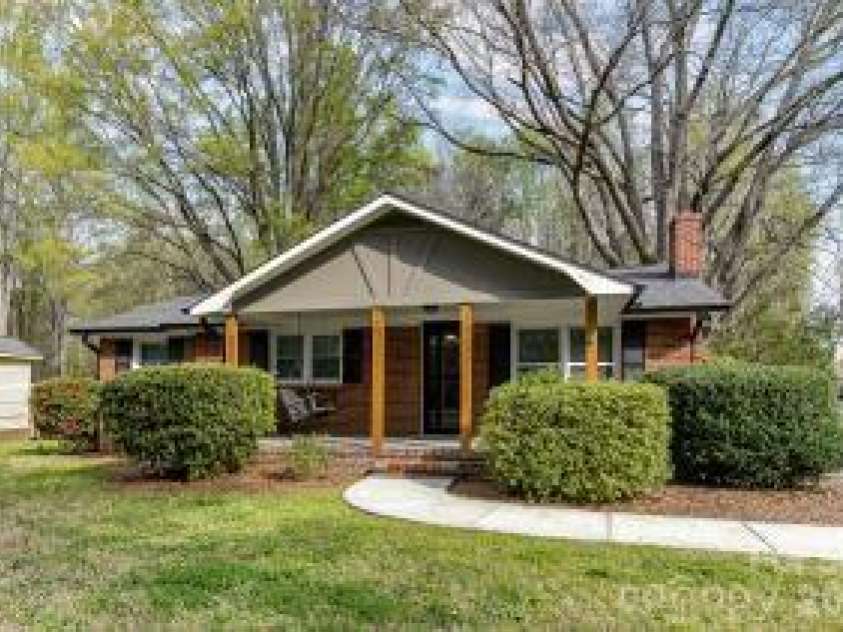 7714 Old Waxhaw Monroe Road, Waxhaw, NC 28173.  MLS# CAR4355316, YatesRealty ID 8306. 