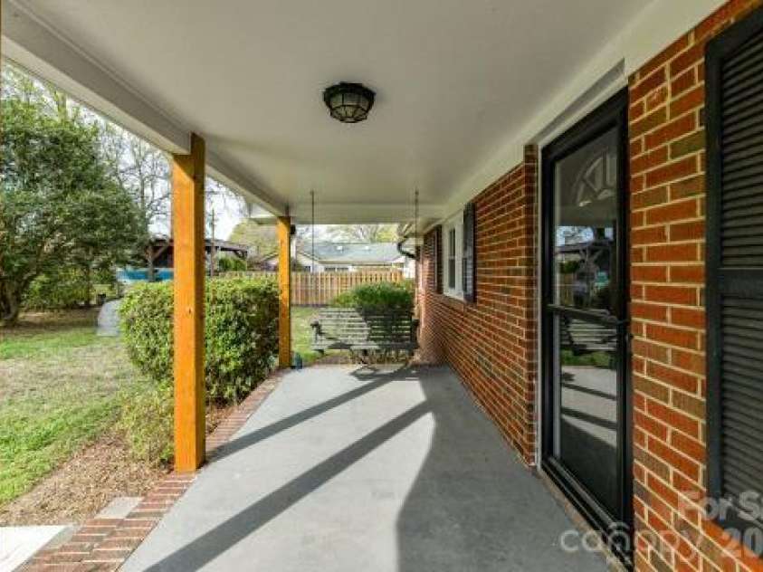 7714 Old Waxhaw Monroe Road, Waxhaw, NC 28173.  MLS# CAR4355316, YatesRealty ID 8306. Front porch
