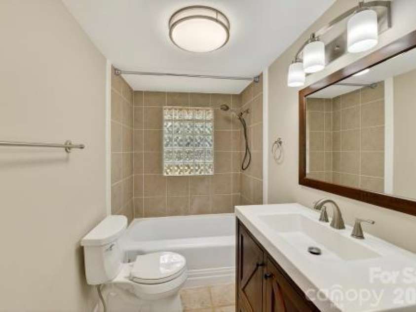 7714 Old Waxhaw Monroe Road, Waxhaw, NC 28173.  MLS# CAR4355316, YatesRealty ID 8306. Full Bath