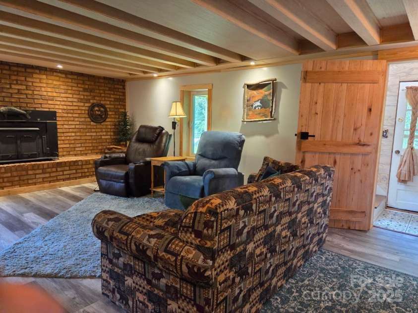 198 Clouse Lane, Taylorsville, NC 28681.  MLS# CAR4287714, YatesRealty ID 8307. 