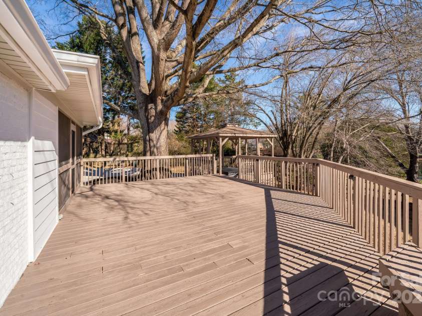 10512 Roseberry Court, Charlotte, NC 28277.  MLS# CAR4215414, YatesRealty ID 8308. Deck