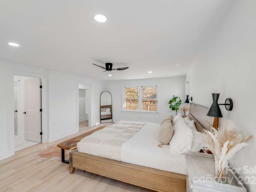10512 Roseberry Court, Charlotte, NC 28277.  MLS# CAR4215414, YatesRealty ID 8308. Primary Bedroom