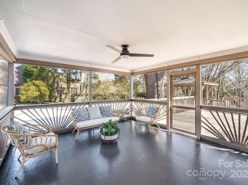 10512 Roseberry Court, Charlotte, NC 28277.  MLS# CAR4215414, YatesRealty ID 8308. Screened in Porch