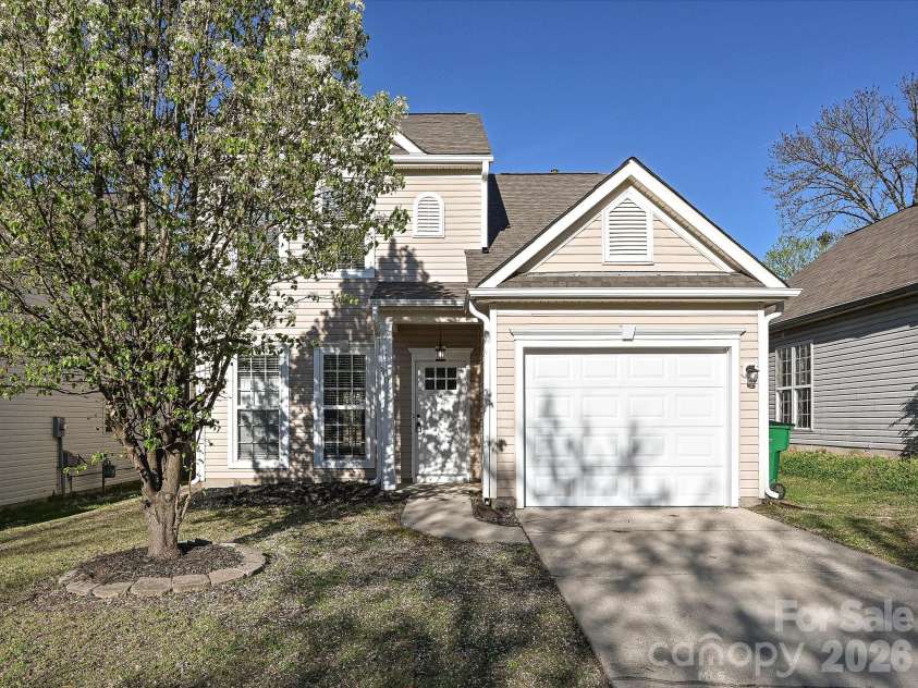 1140 Hannah Rae Court, Charlotte, NC 28214.  MLS# CAR4359932, YatesRealty ID 8308. 