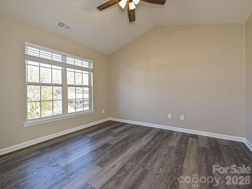 1140 Hannah Rae Court, Charlotte, NC 28214.  MLS# CAR4359932, YatesRealty ID 8308. 