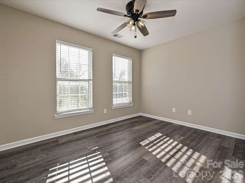 1140 Hannah Rae Court, Charlotte, NC 28214.  MLS# CAR4359932, YatesRealty ID 8308. 