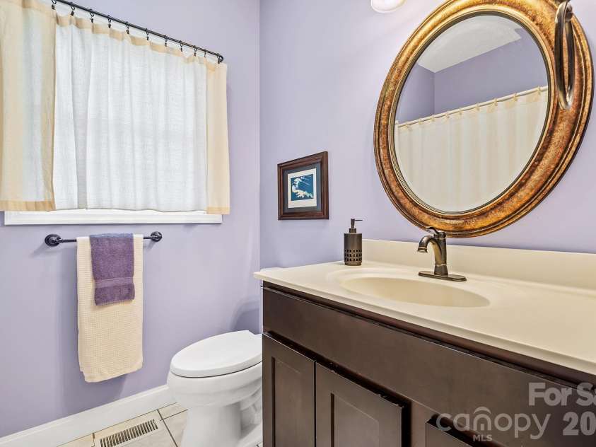 306 Croydon Drive, Hendersonville, NC 28791.  MLS# CAR4358919, YatesRealty ID 8309. 