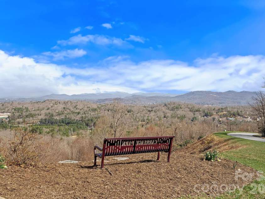 306 Croydon Drive, Hendersonville, NC 28791.  MLS# CAR4358919, YatesRealty ID 8309. Community
