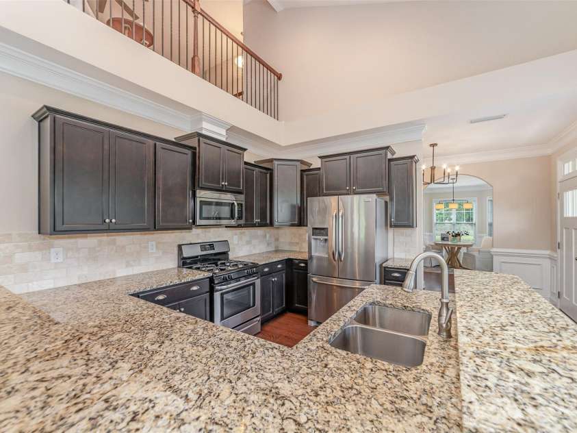 4194 La Crema Drive, Charlotte, NC 28214.  MLS# CAR4219984, YatesRealty ID 8309. 