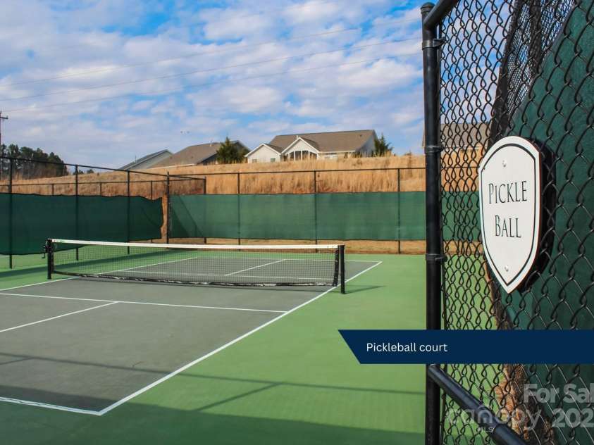 4194 La Crema Drive, Charlotte, NC 28214.  MLS# CAR4219984, YatesRealty ID 8309. 