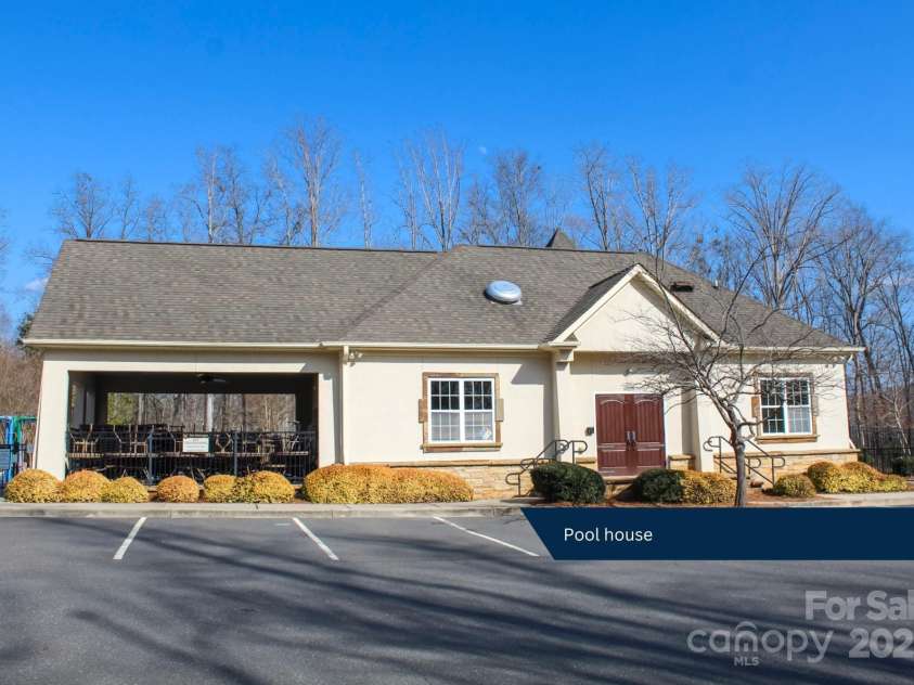 4194 La Crema Drive, Charlotte, NC 28214.  MLS# CAR4219984, YatesRealty ID 8309. 