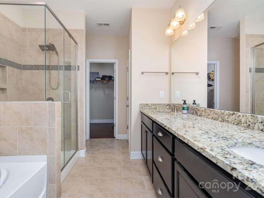 4194 La Crema Drive, Charlotte, NC 28214.  MLS# CAR4219984, YatesRealty ID 8309. First Floor Primary Suite