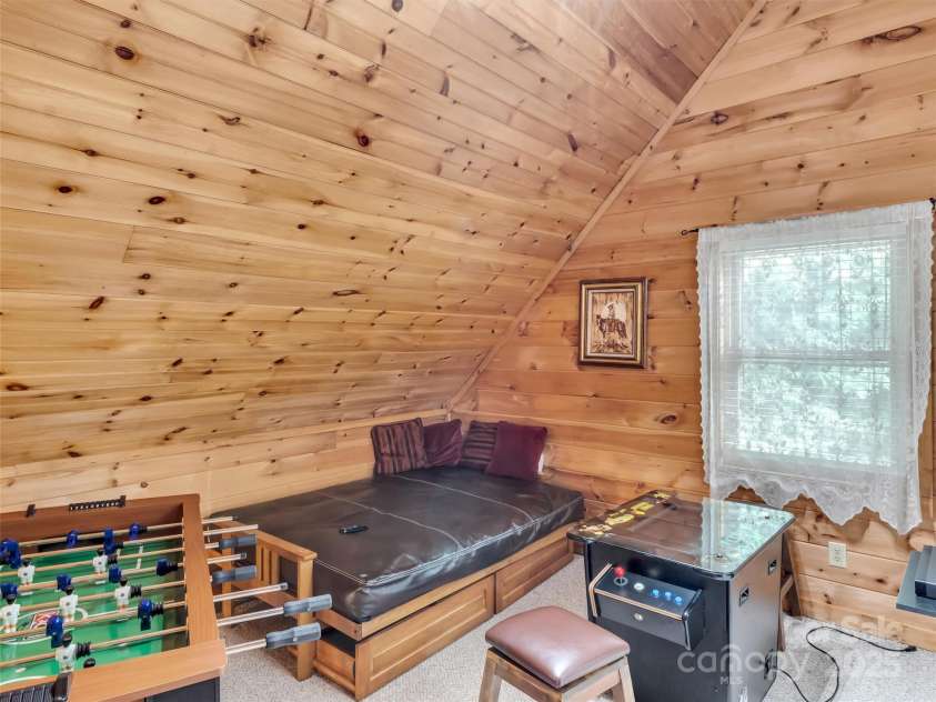 1064 Point Of View Drive, Waynesville, NC 28785.  MLS# CAR4277940, YatesRealty ID 831. 