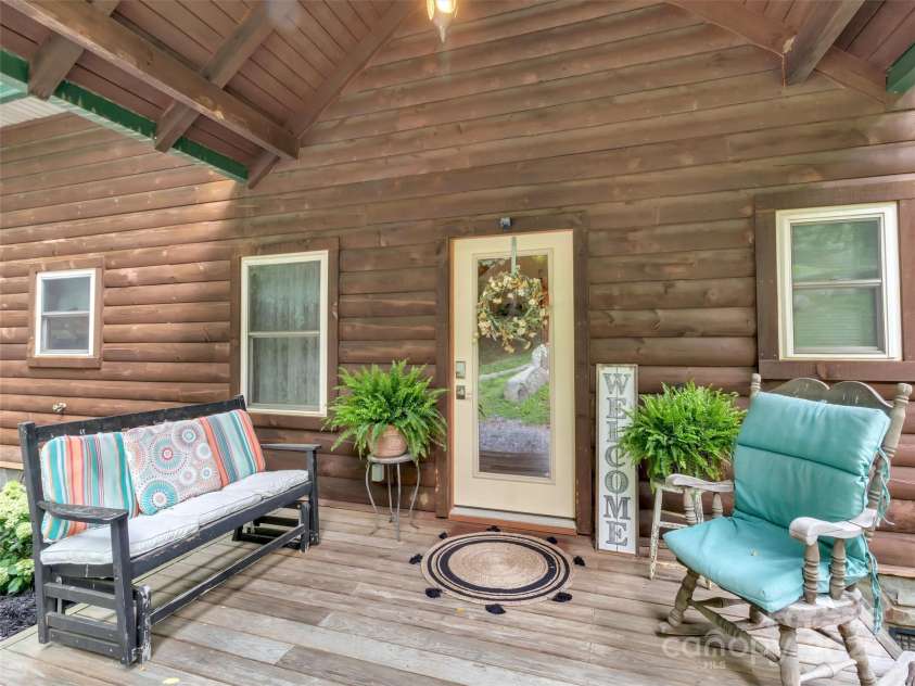 1064 Point Of View Drive, Waynesville, NC 28785.  MLS# CAR4277940, YatesRealty ID 831. 