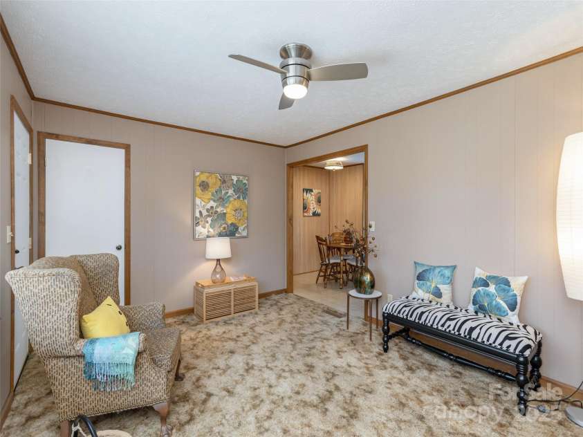 3021 Kanuga Road, Hendersonville, NC 28739.  MLS# CAR4323092, YatesRealty ID 831. 