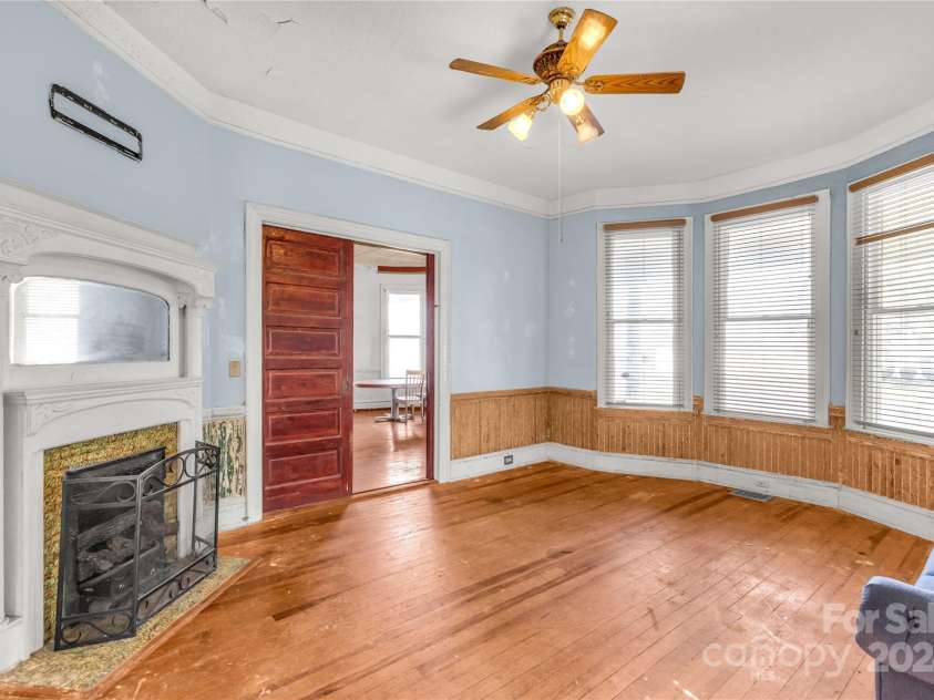 307 Kings Mountain Street, Clover, SC 29710.  MLS# CAR4200018, YatesRealty ID 831. 