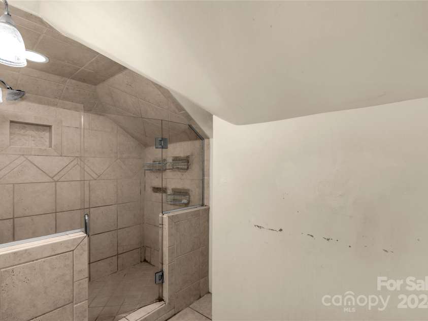 307 Kings Mountain Street, Clover, SC 29710.  MLS# CAR4200018, YatesRealty ID 831. 