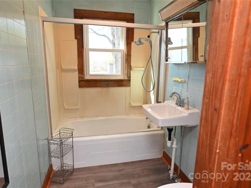 1433 Buffalo Shoals Road, Catawba, NC 28609.  MLS# CAR4308226, YatesRealty ID 8310. 