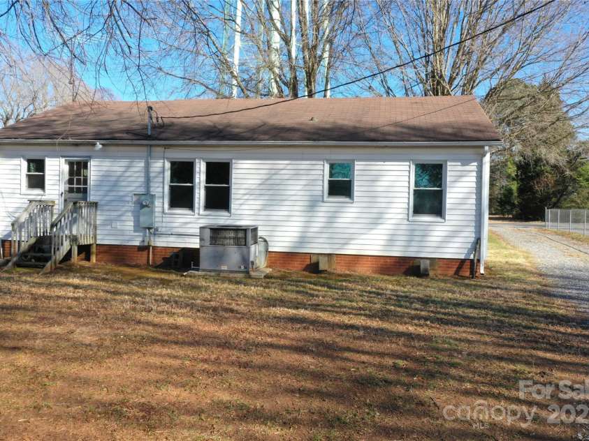 1433 Buffalo Shoals Road, Catawba, NC 28609.  MLS# CAR4308226, YatesRealty ID 8310. 