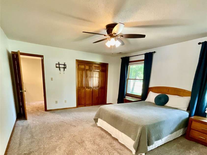 142 Scotland Drive, Mooresville, NC 28115.  MLS# CAR4189397, YatesRealty ID 8311. 