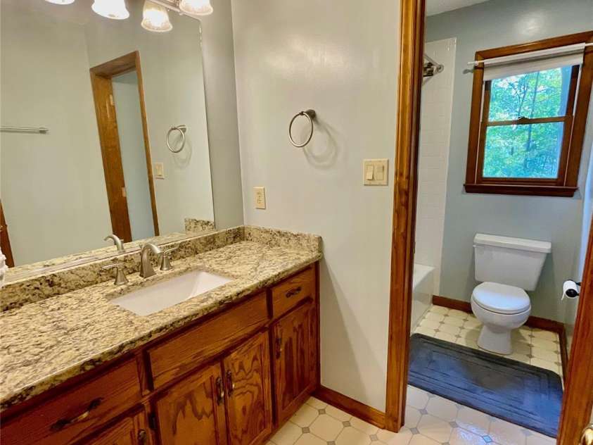 142 Scotland Drive, Mooresville, NC 28115.  MLS# CAR4189397, YatesRealty ID 8311. 